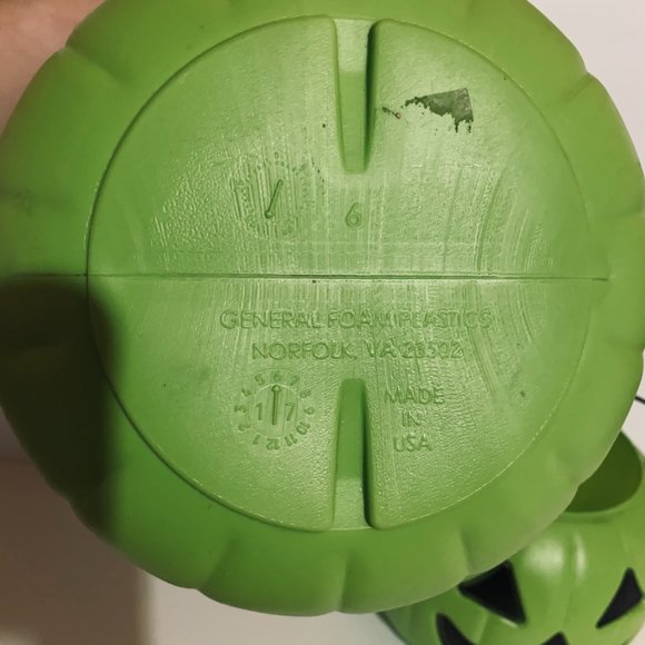 Vintage General Foam Plastics USA Green Halloween Buckets Set Of 2 - Picture 6 of 12